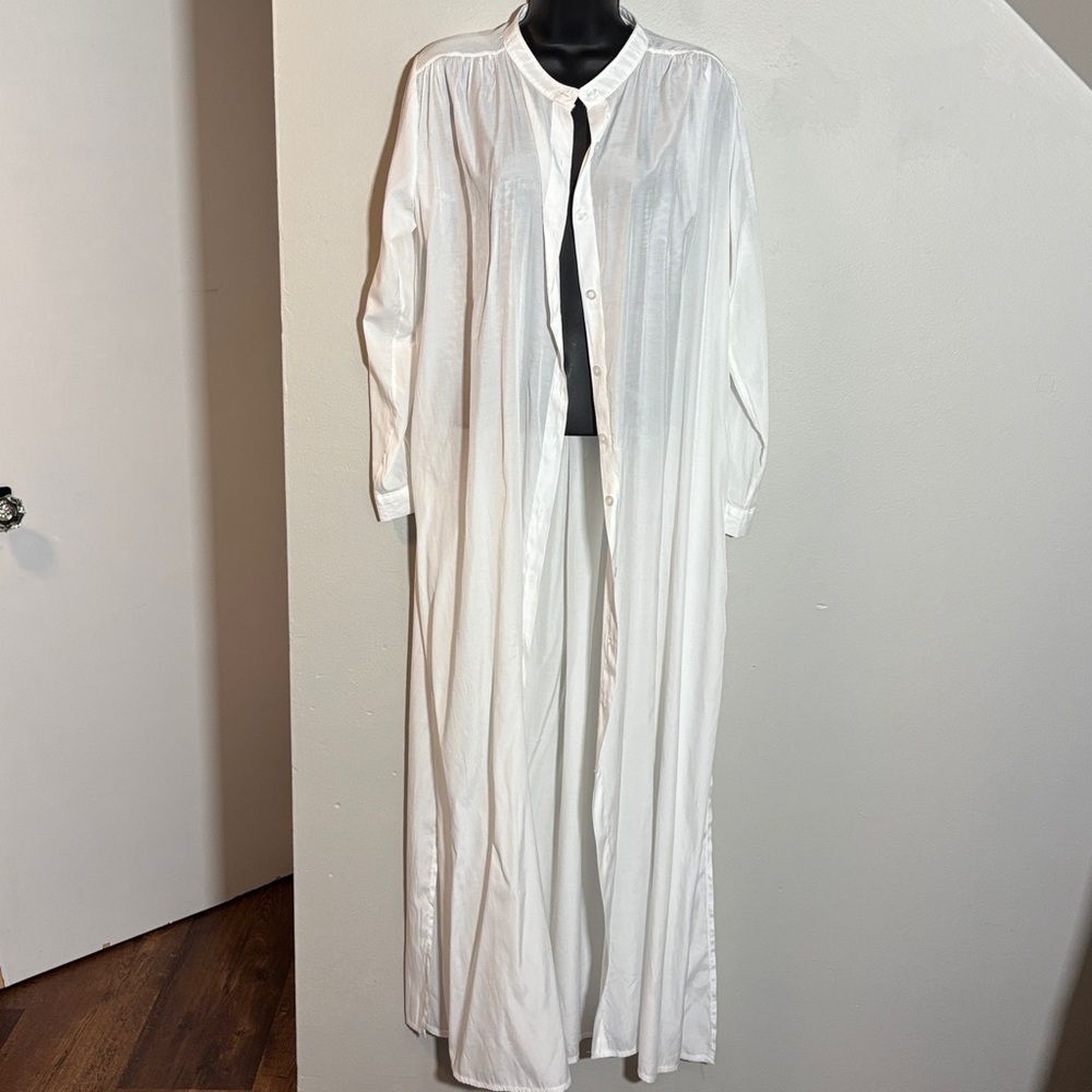 Elegant White Women's kimono medium